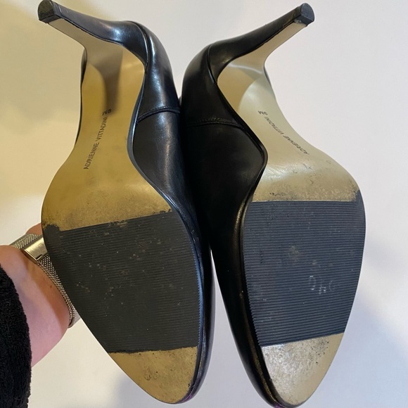 Adrienne Vittadini SZ 9M pull on booties leather GUC has spandex inset sexy! - Picture 8 of 9